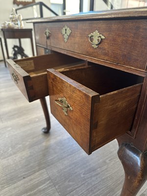 Lot 1059 - Queen Anne Walnut Dressing Table