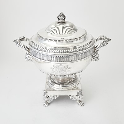 Lot 149 - George III Sterling Silver Tea Urn