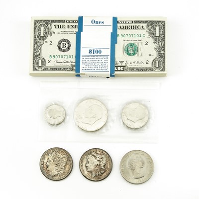 Lot 1046 - United States Coin and Currency Group