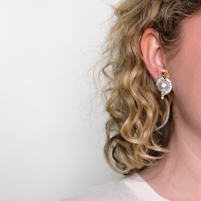 Lot 16 - Angela Cummings, Assael Pair of Gold, Platinum, South Sea Cultured Pearl and Diamond Earclips