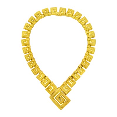 Lot 1198 - Gold Necklace