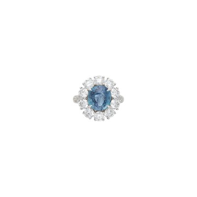 Lot 271 - White Gold, Alexandrite and Diamond Ring