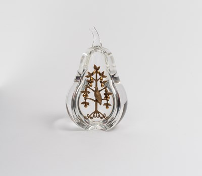 Lot 1151 - Steuben Art Glass and Gilt Cast Metal "Partridge in a Pear Tree" Paperweight Sculpture