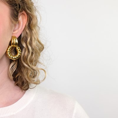 Lot 70 - David Webb Pair of Gold Door Knocker Earclips