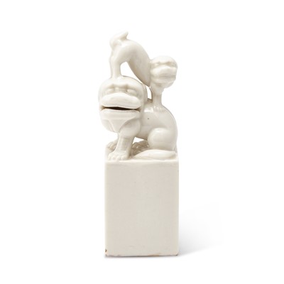 Lot 695 - A Chinese Dehua Porcelain Seal