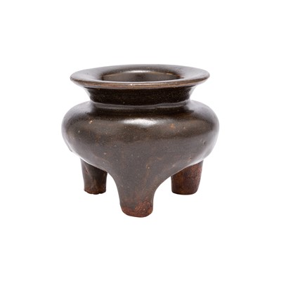 Lot 652 - A Chinese Cizhou Earthenware Censer