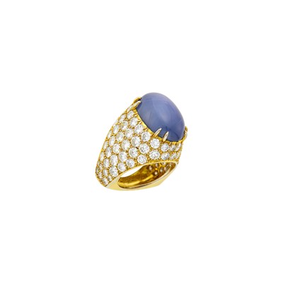 Lot 239 - Gold-Plated Platinum, Star Sapphire and Diamond Ring