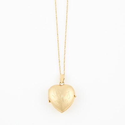 Lot 87 - Gold Pendant and Neck Chain, 14K 5 dwt.