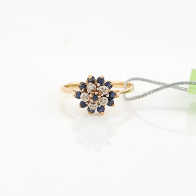 Lot 93 - Gold and Stone Ring, 10K 1 dwt. all