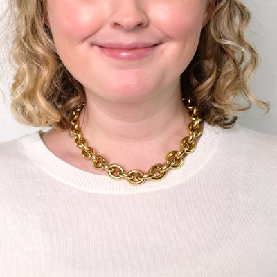 Lot 1008 - Gold Link Necklace