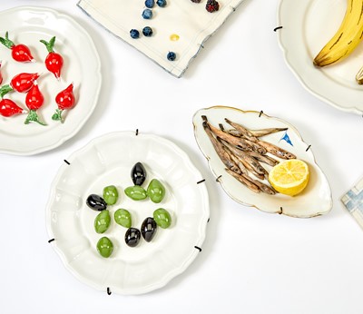 Lot 235 - Group of Sixteen Ceramic Trompe L'Oeil Fruit and Vegetable Plates
