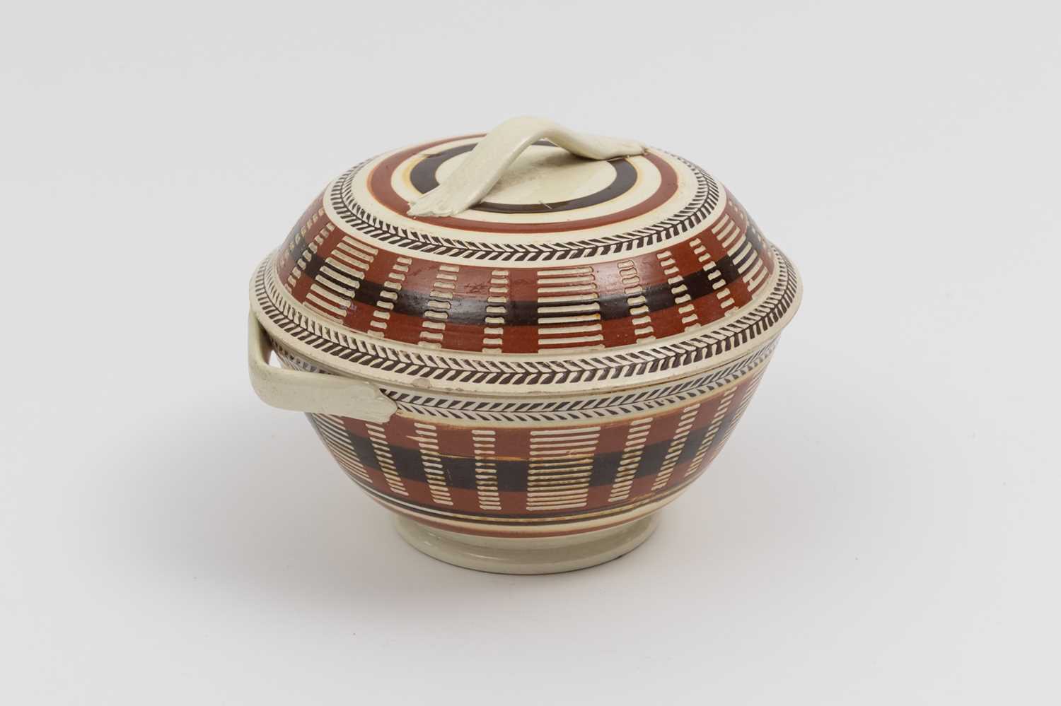 Lot 1077 - Slip-decorated Creamware Covered Tureen