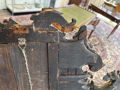 Lot 1061 - George III Mahogany and Parcel-gilt Scroll-frame Mirror