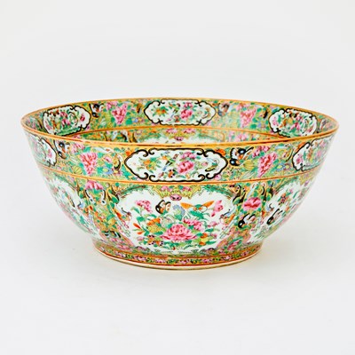 Lot 1078 - Chinese Export Rose Medallion Porcelain Punch Bowl