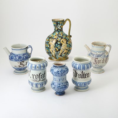 Lot 189 - Group of Continental Blue and White Majolica Tablewares