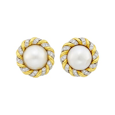 Lot 42 - Verdura Pair of Gold, Mabé Pearl and Diamond Earclips