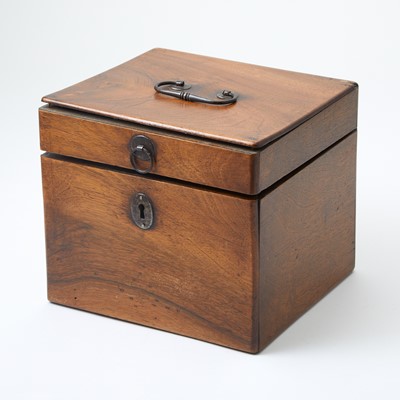 Lot 378 - A French early nineteenth-century boxed Lotto game