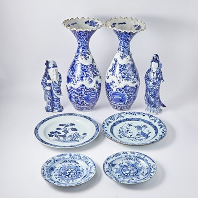 Lot 94 - A Group of Chinese Blue and White Porcelain Articles