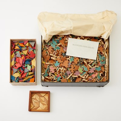 Lot 355 - A group of six puzzles