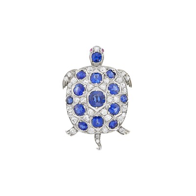 Lot 154 - Antique Platinum, Gold, Sapphire and Diamond Turtle Brooch