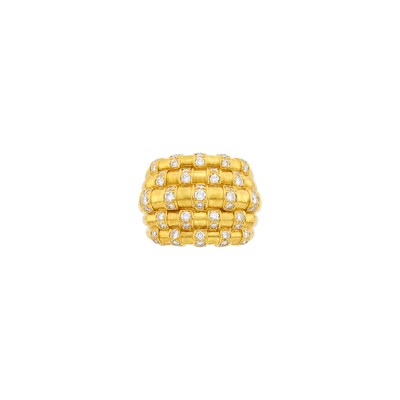 Lot 1 - Cartier Paris Gold and Diamond 'Harem' Ring