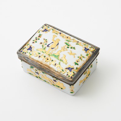 Lot 188 - French Enamel Snuff Box