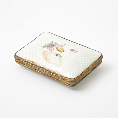 Lot 189 - German Gilt-Mounted Porcelain Snuff Box