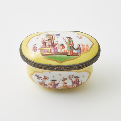 Lot 185 - Meissen Porcelain Snuff Box