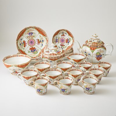 Lot 290 - Chamberlains Worcester 'Bengal Tiger' Porcelain Partial Tea Service