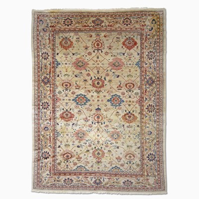 Lot 405 - Mahal Carpet