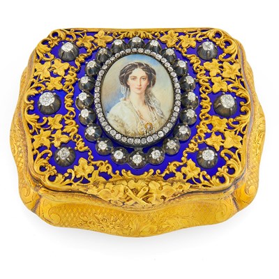 Lot 236 - Jeweled Gold and Guilloché Enamel Imperial Presentation Snuff Box
