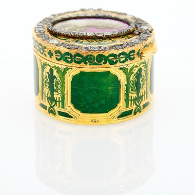 Lot 658 - Important Continental Jeweled and Enameled Gold Portrait Snuff Box