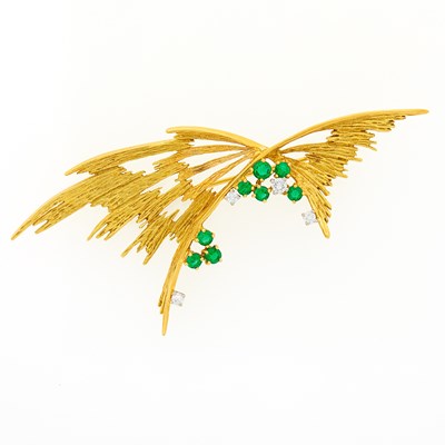 Lot 2048 - Gold, Emerald and Diamond Brooch