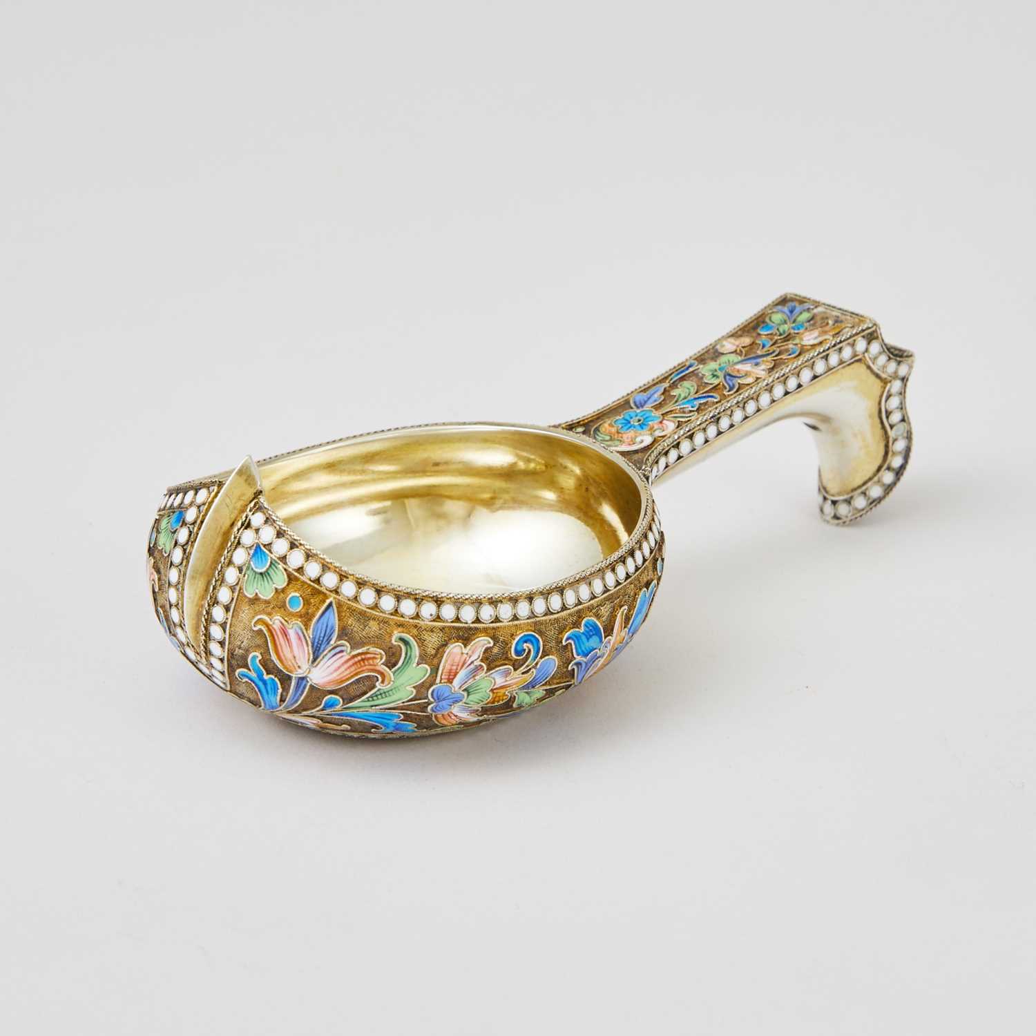 Lot 615 - Russian Silver-Gilt and Cloisonné Enamel Kovsh