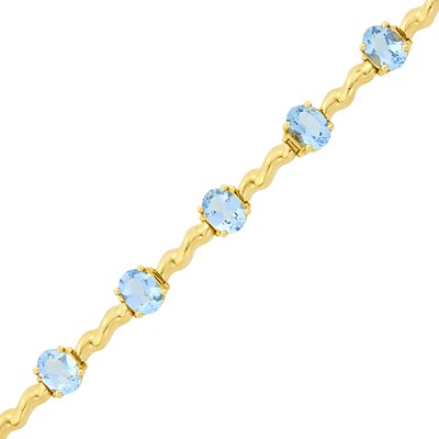 Lot 2024 - Gold and Aquamarine Bracelet