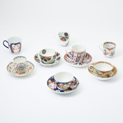 Lot 286 - Assembled Group of Eight Worcester Porcelain Cups and Five Saucers
