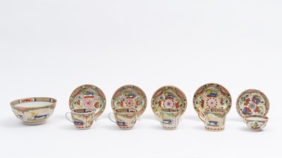Lot 1123 - Four Worcester "Bengal Tiger" Porcelain Cups and Saucers