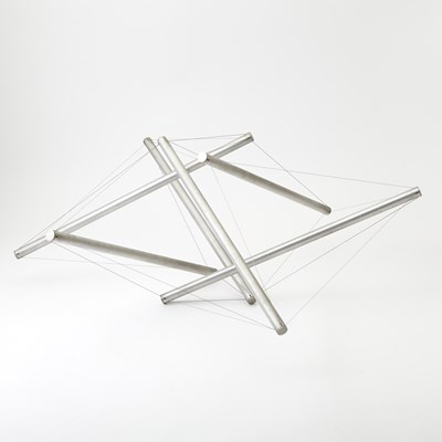 Lot 530 - Kenneth Snelson