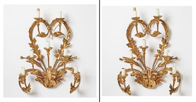 Lot 283 - Pair of Italian Giltwood Seven-Light Sconces