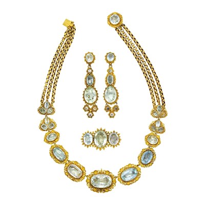 Lot 44 - Antique Gold and Aquamarine Demi-Parure