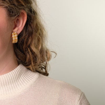 Lot 148 - Ilias Lalaounis Pair of Gold and Diamond Half-Hoop Earclips