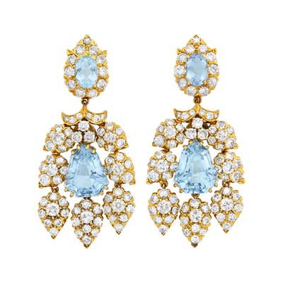 Lot 81 - David Webb Pair of Gold, Aquamarine and Diamond Pendant-Earclips