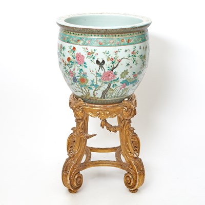 Lot 265 - A Chinese Famille Rose Porcelain Fish Bowl and Stand