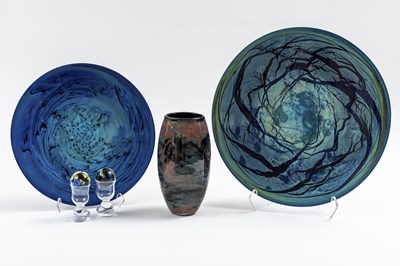 Lot 1154 - Five Josh Simpson Art Glass Articles