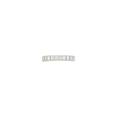 Lot 25 - Oscar Heyman Brothers Platinum and Diamond Band Ring