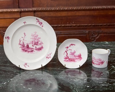 Lot 438 - THREE VINCENNES PORCELAIN CAMAIEU ROSE TABLE WARES