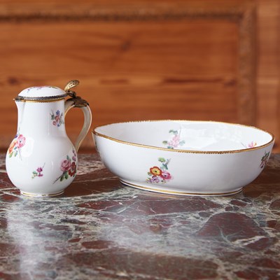 Lot 446 - SILVER-GILT MOUNTED VINCENNES PORCELAIN COVERED EWER AND BASIN (POT A L’EAU TOURNE ET JATTE OVALE)