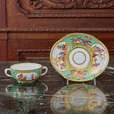 Lot 528 - SEVRES PORCELAIN (HARD PASTE) TWO-HANDLED BOWL AND STAND (ECUELLE RONDE ET SON PLATEAU OVALE)