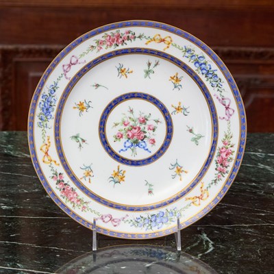Lot 517 - SEVRES PORCELAIN BLUE-BANDED PLATE (ASSIETTE UNIE)