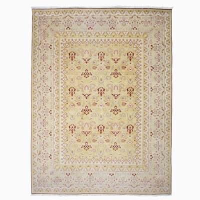 Lot 323 - Agra-Style Carpet